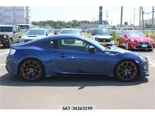 Toyota 86 2012-09 8334303-6