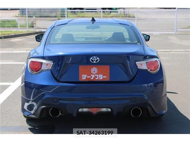 Toyota 86 2012-09 8334303-7