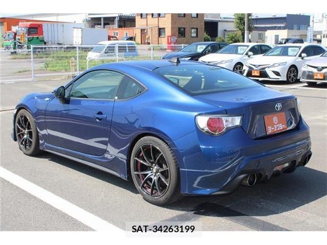 Toyota 86 2012-09 8334303-8