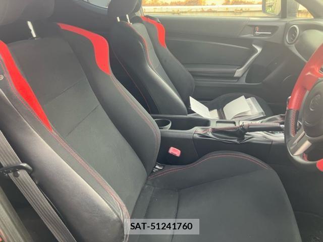 Toyota 86 2012-07 8334324-13