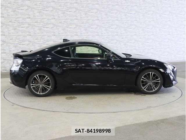 Toyota 86 2015-03 8334304-10