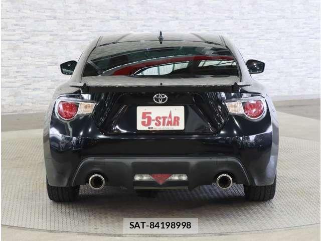 Toyota 86 2015-03 8334304-11