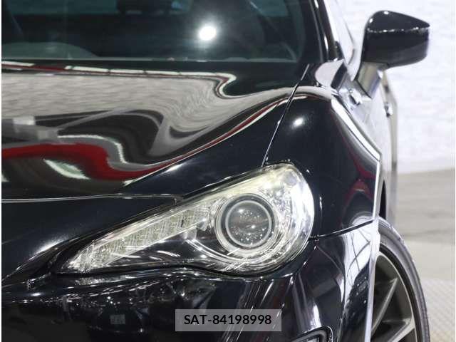 Toyota 86 2015-03 8334304-13