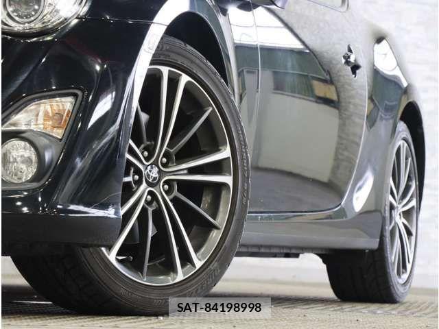 Toyota 86 2015-03 8334304-16