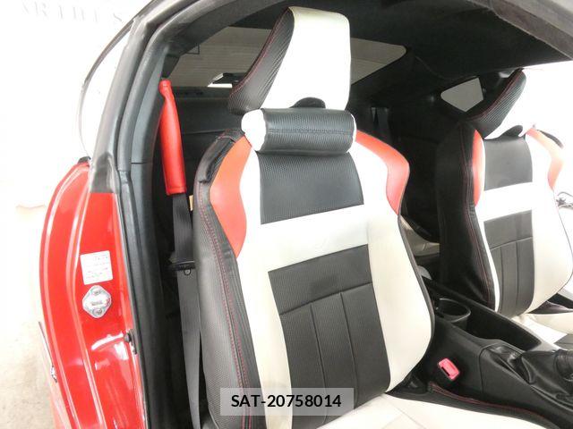 Toyota 86 2014-09 8334287-18