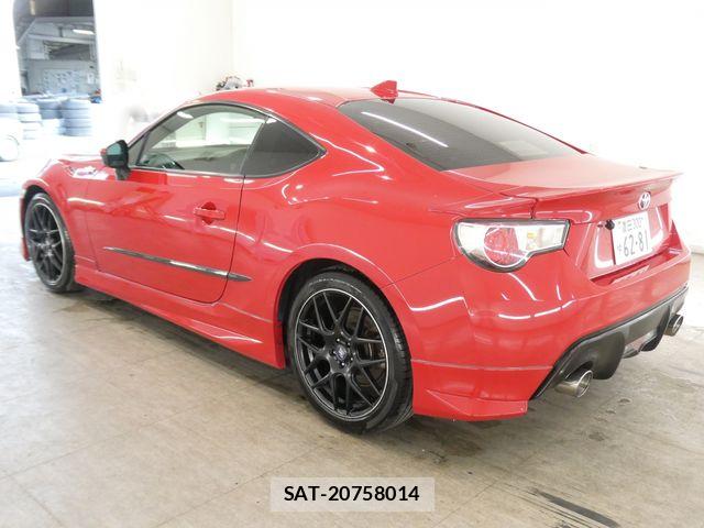 Toyota 86 2014-09 8334287-1