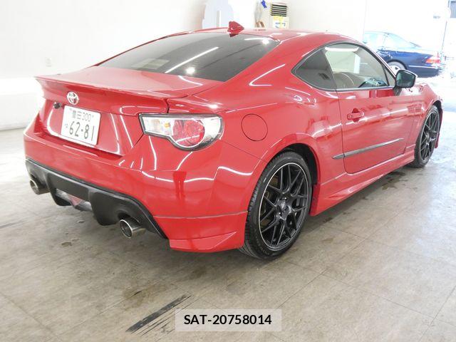 Toyota 86 2014-09 8334287-3