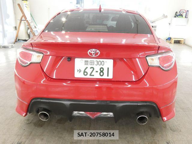 Toyota 86 2014-09 8334287-6