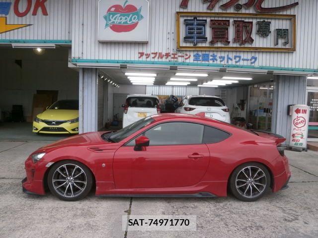 Toyota 86 2018-08 8334261-3