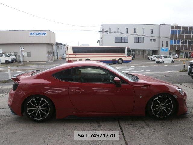 Toyota 86 2018-08 8334261-4