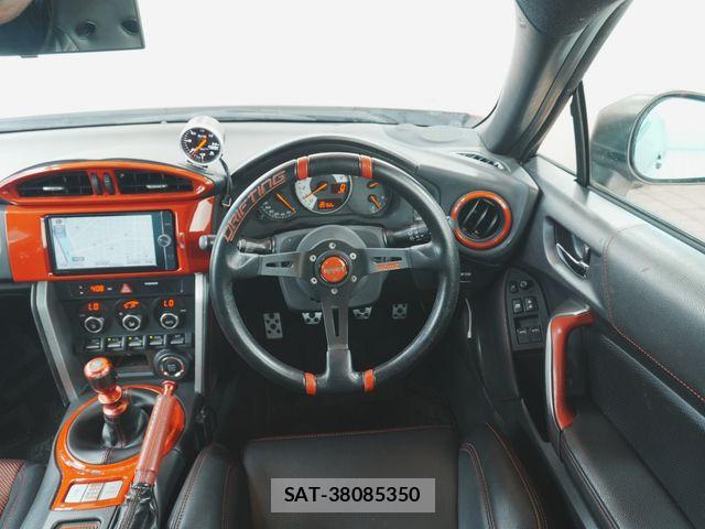 Toyota 86 2013-03 8334292-12