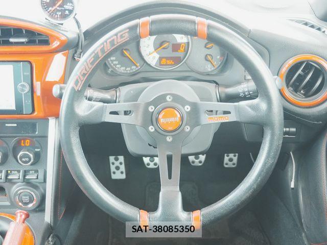 Toyota 86 2013-03 8334292-14