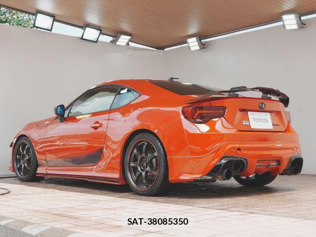 Toyota 86 2013-03 8334292-25