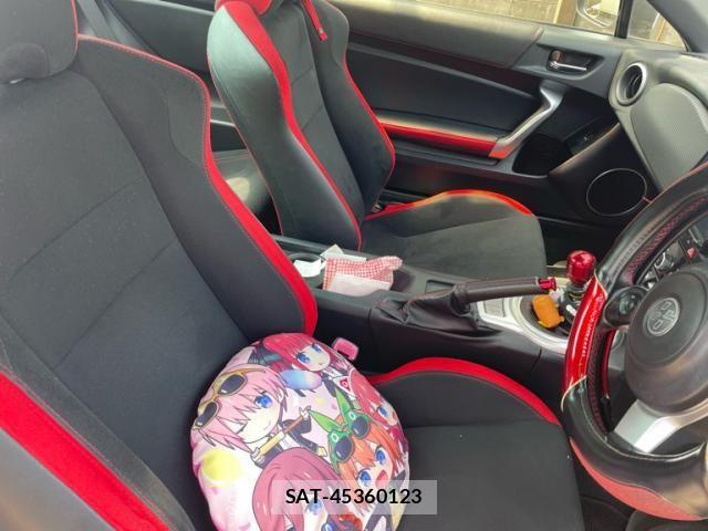 Toyota 86 2018-04 8334219-17