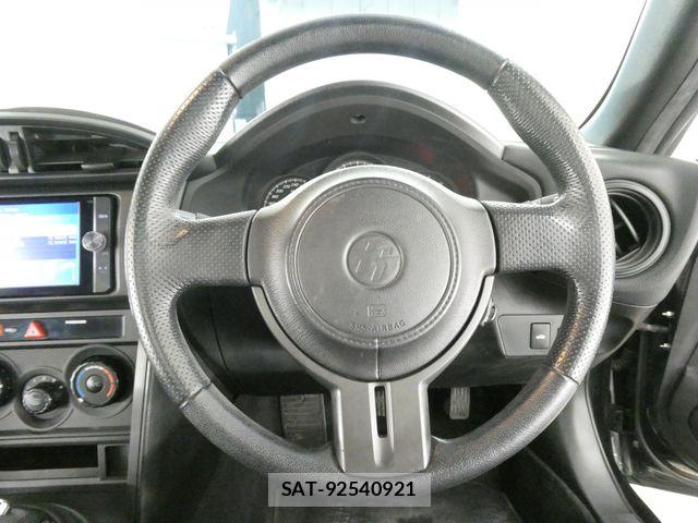 Toyota 86 2013-03 8334323-22