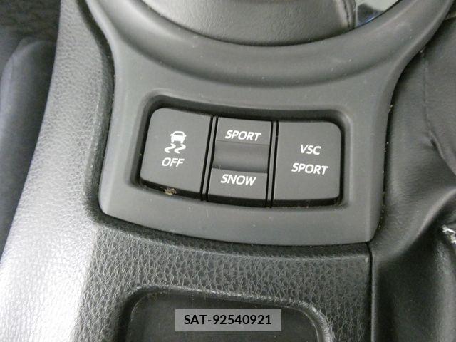 Toyota 86 2013-03 8334323-27