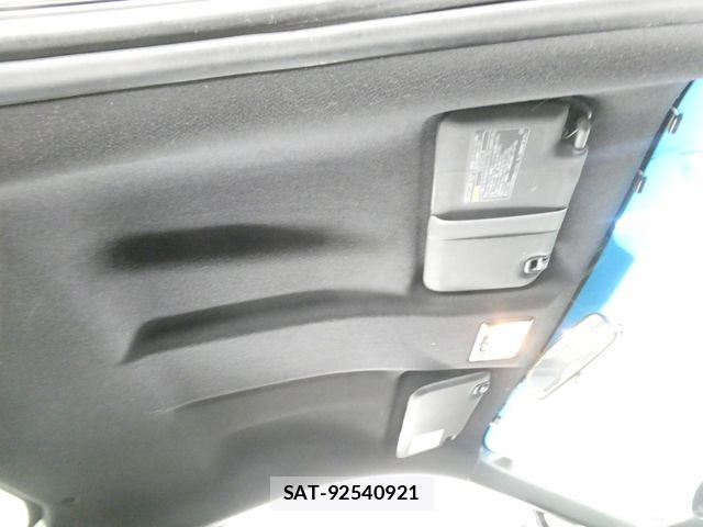 Toyota 86 2013-03 8334323-29