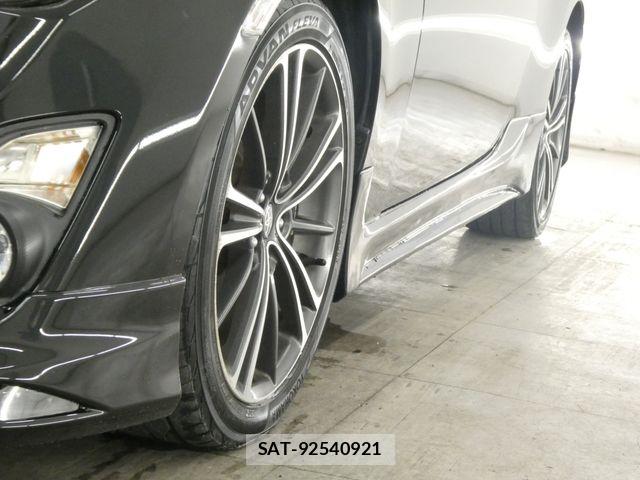 Toyota 86 2013-03 8334323-6