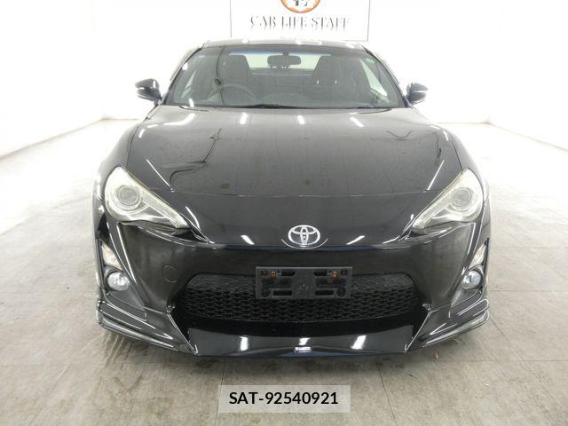 Toyota 86 2013-03 8334323-8