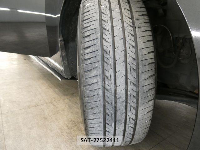 Toyota 86 2012-10 8353355-23