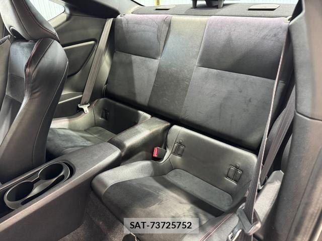 Toyota 86 2014-05 8353379-10