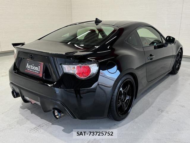 Toyota 86 2014-05 8353379-5