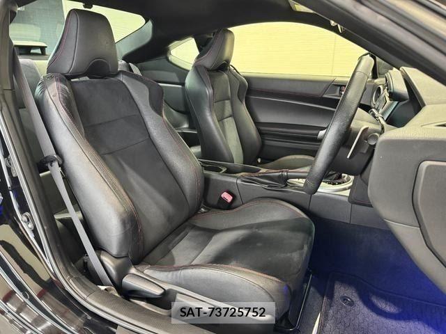 Toyota 86 2014-05 8353379-8