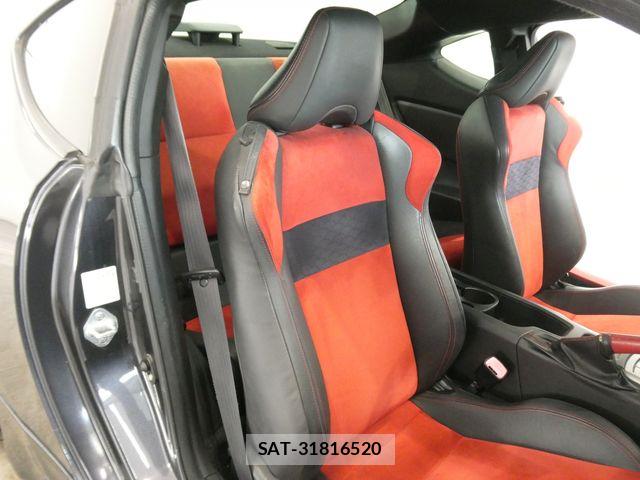 Toyota 86 2013-07 8353372-11