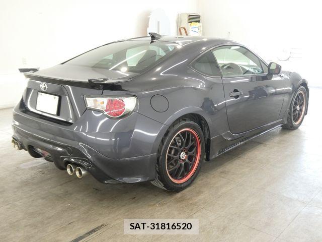 Toyota 86 2013-07 8353372-3