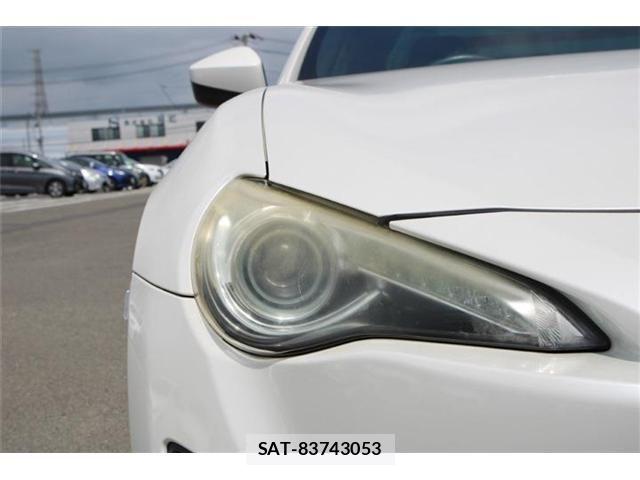 Toyota 86 2013-06 8364463-14