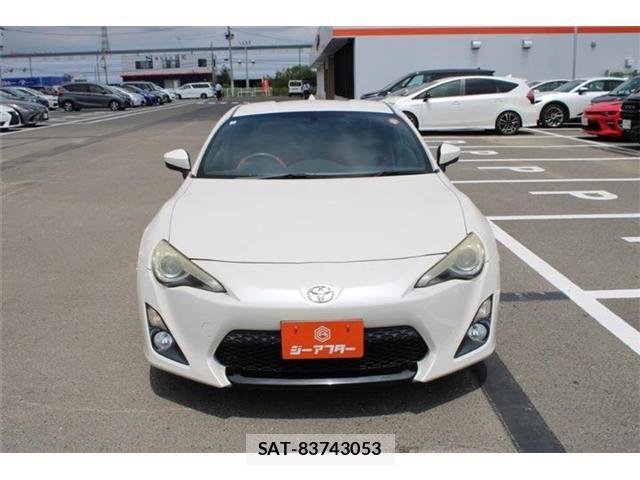 Toyota 86 2013-06 8364463-4