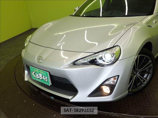 Toyota 86 2012-08 8364462-24