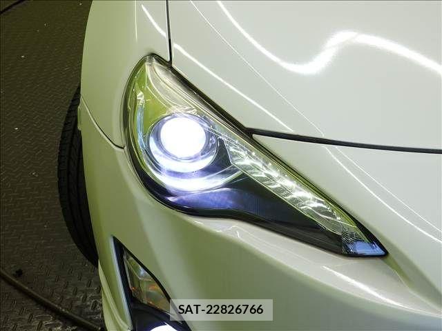 Toyota 86 2014-06 8364455-23