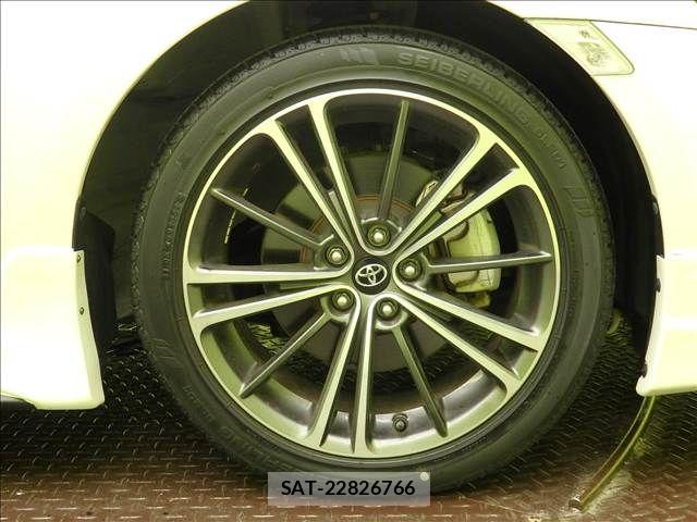 Toyota 86 2014-06 8364455-26