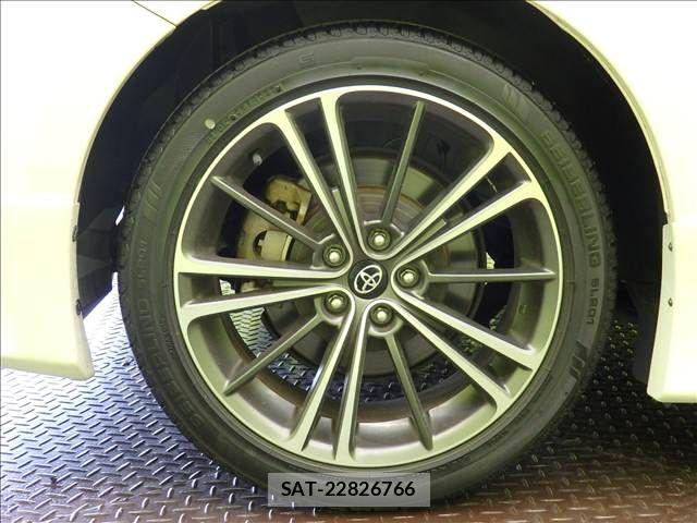 Toyota 86 2014-06 8364455-27