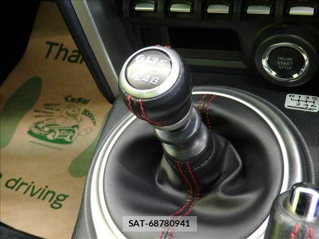 Toyota 86 2017-03 8364456-9