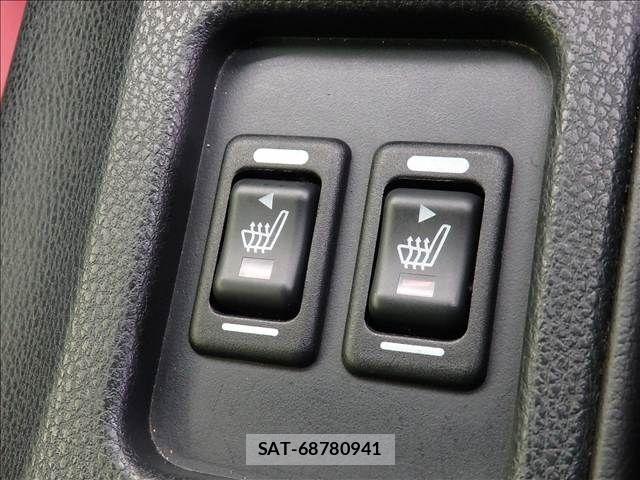 Toyota 86 2017-03 8364456-11
