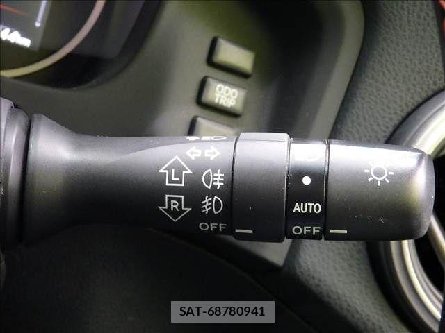 Toyota 86 2017-03 8364456-28
