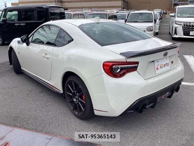 Toyota 86 2020-06 8364454-9