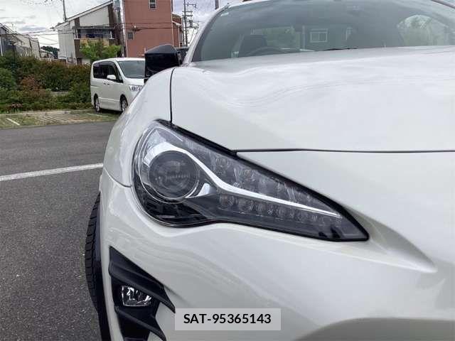 Toyota 86 2020-06 8364454-13