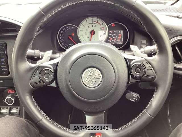Toyota 86 2020-06 8364454-19