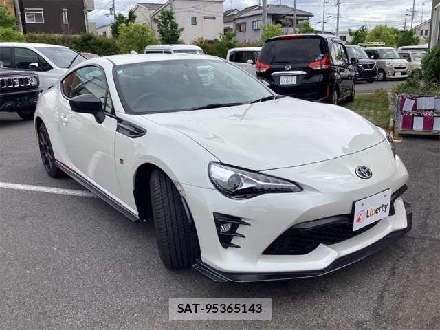 Toyota 86 2020-06 8364454-5