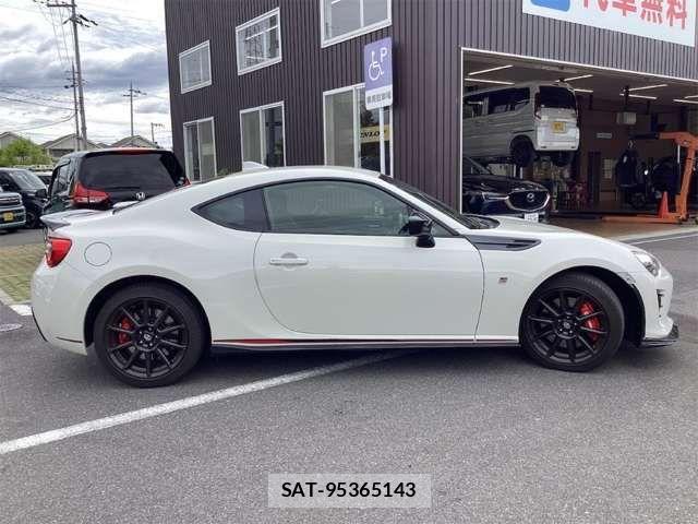 Toyota 86 2020-06 8364454-6