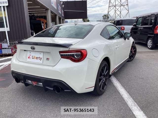 Toyota 86 2020-06 8364454-7
