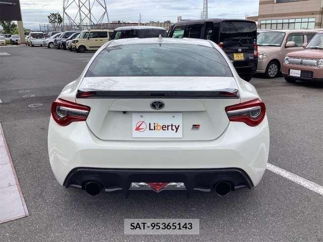 Toyota 86 2020-06 8364454-8