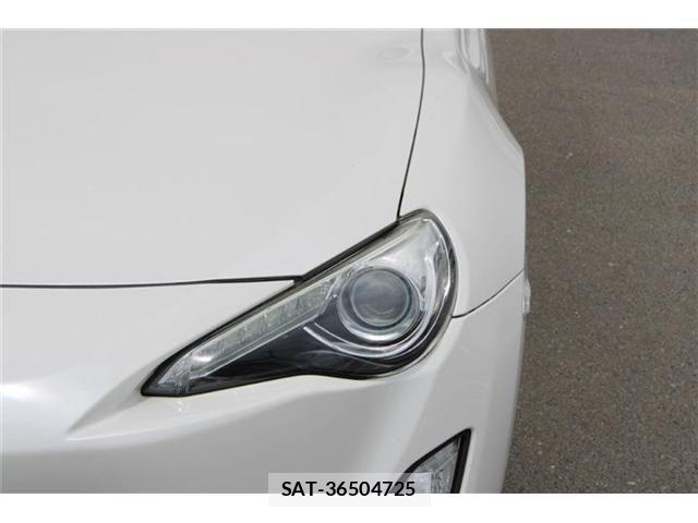 Toyota 86 2013-10 8364459-20