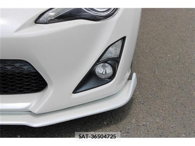 Toyota 86 2013-10 8364459-21