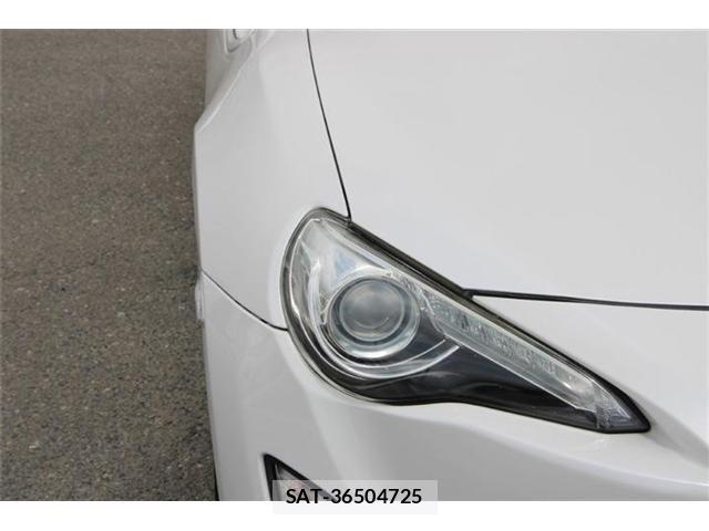Toyota 86 2013-10 8364459-22