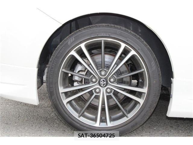 Toyota 86 2013-10 8364459-26