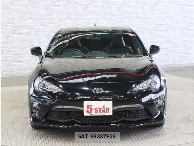Toyota 86 2016-11 8364457-11
